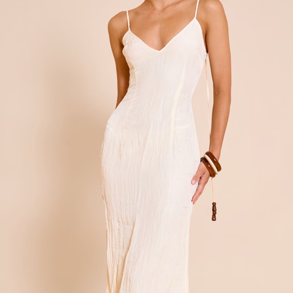 PrettyLittleThing Cream Maxi Dress